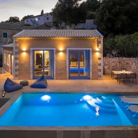 Eugenia Sunrise ヴィラ