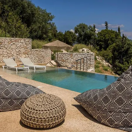 Eugenia Sunrise Katsaráta