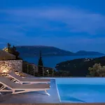 Eugenia Sunrise Villa *